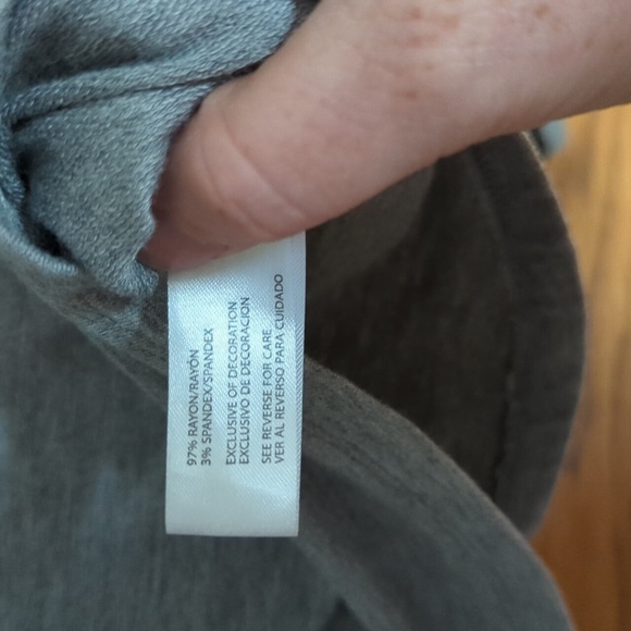 By Design Long Sleeve Blouse With Ribbon Neckline Detailing Size S - Picture 5 of 9